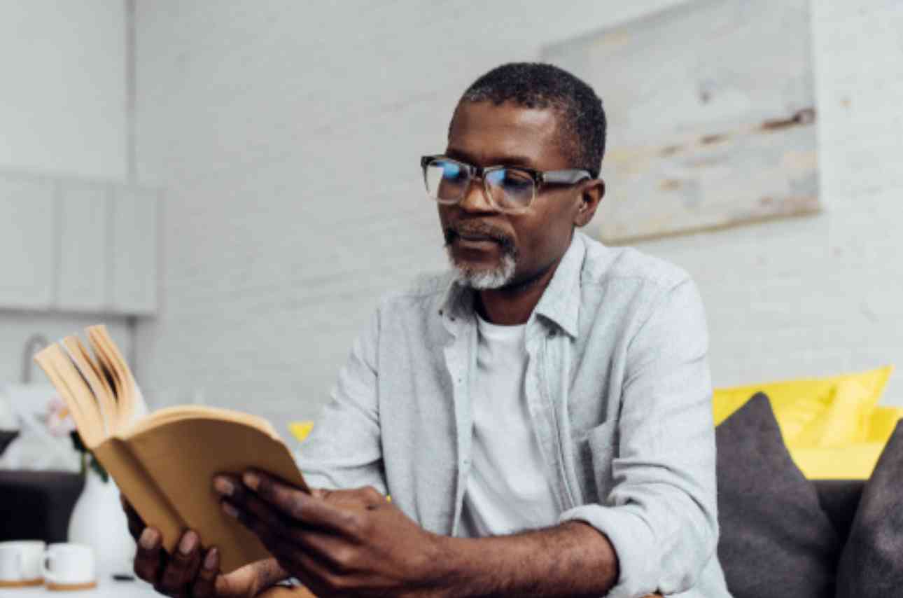 Why Nigerians Embrace Recommended Glasses Instead of Contact Lenses