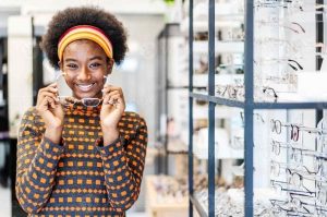 Understanding the cultural and social factors affecting vision care in Nigeria is crucial for providing effective eye care services. This article explores the social factors that influence vision care in Nigeria and offers insights into addressing them for better eye health outcomes.